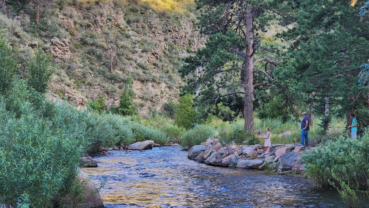 Photo of Outdoor in Lyons