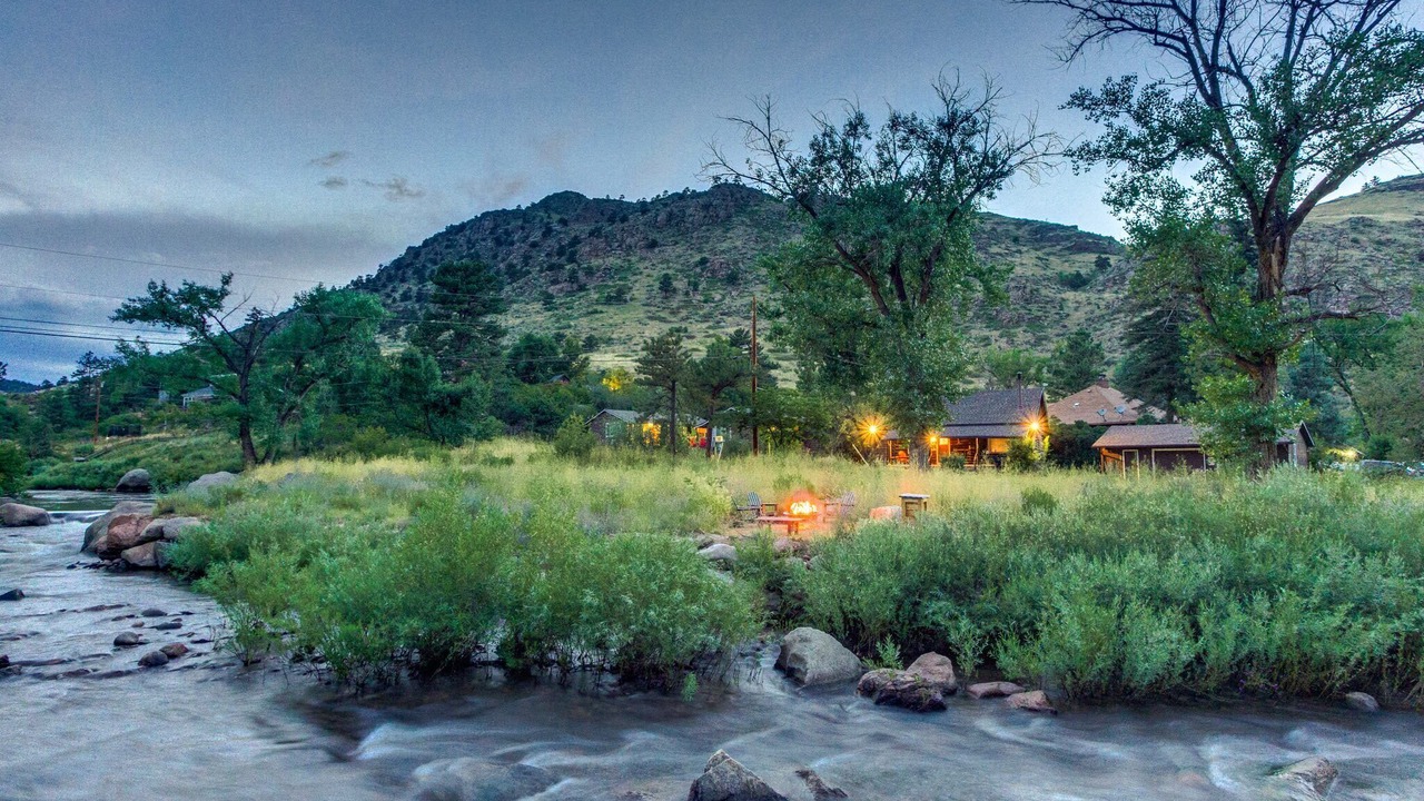 Photo of Outdoor in Lyons