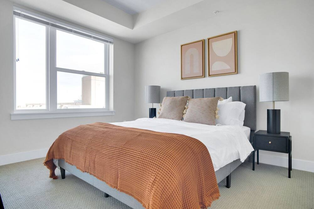 Photo of Bedroom in Hale