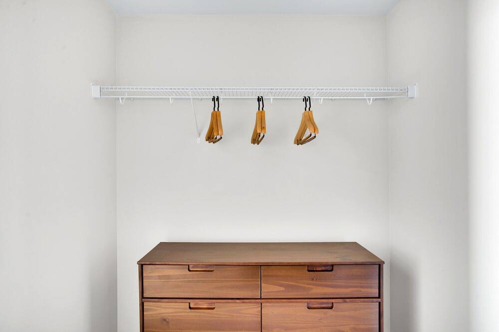 Photo of Bedroom in Hale
