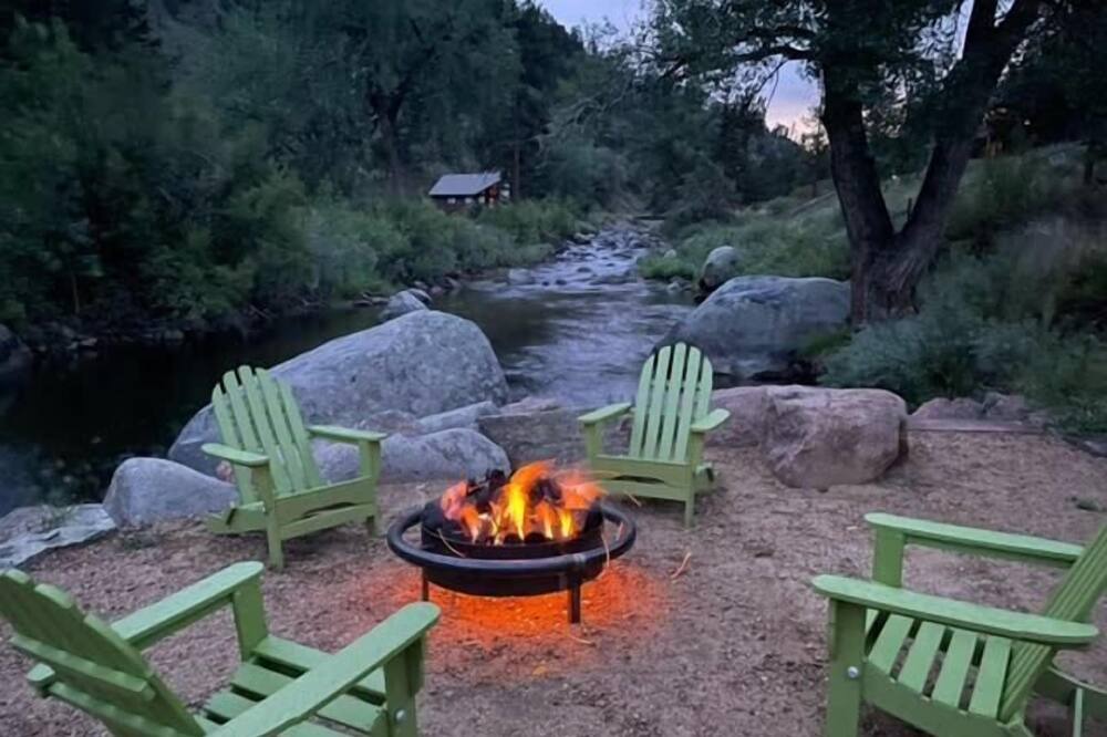 Photo of Others in Lyons