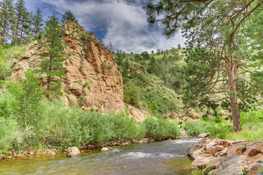 Photo of Others in Lyons
