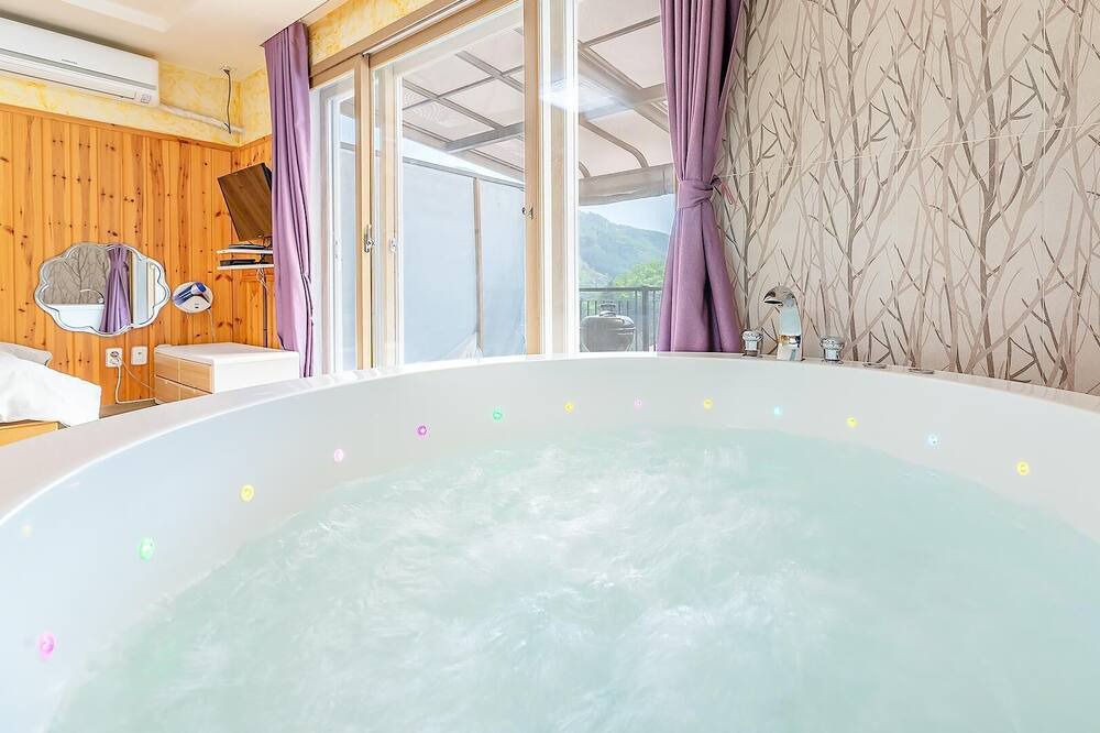 Photo of Bedroom in Oeseo