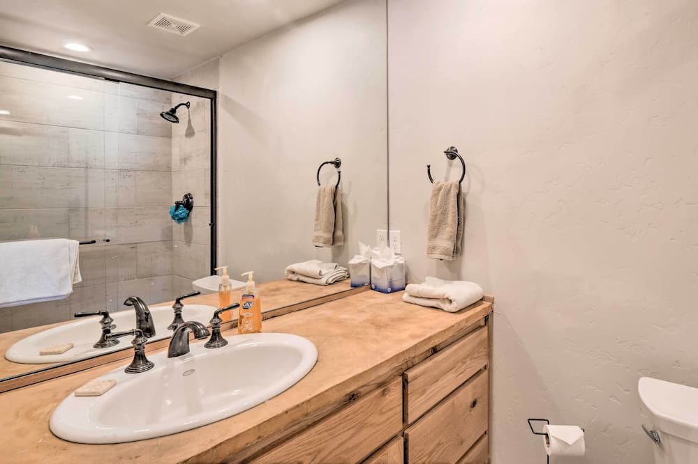 Photo of Bathroom in Valley of the Sun
