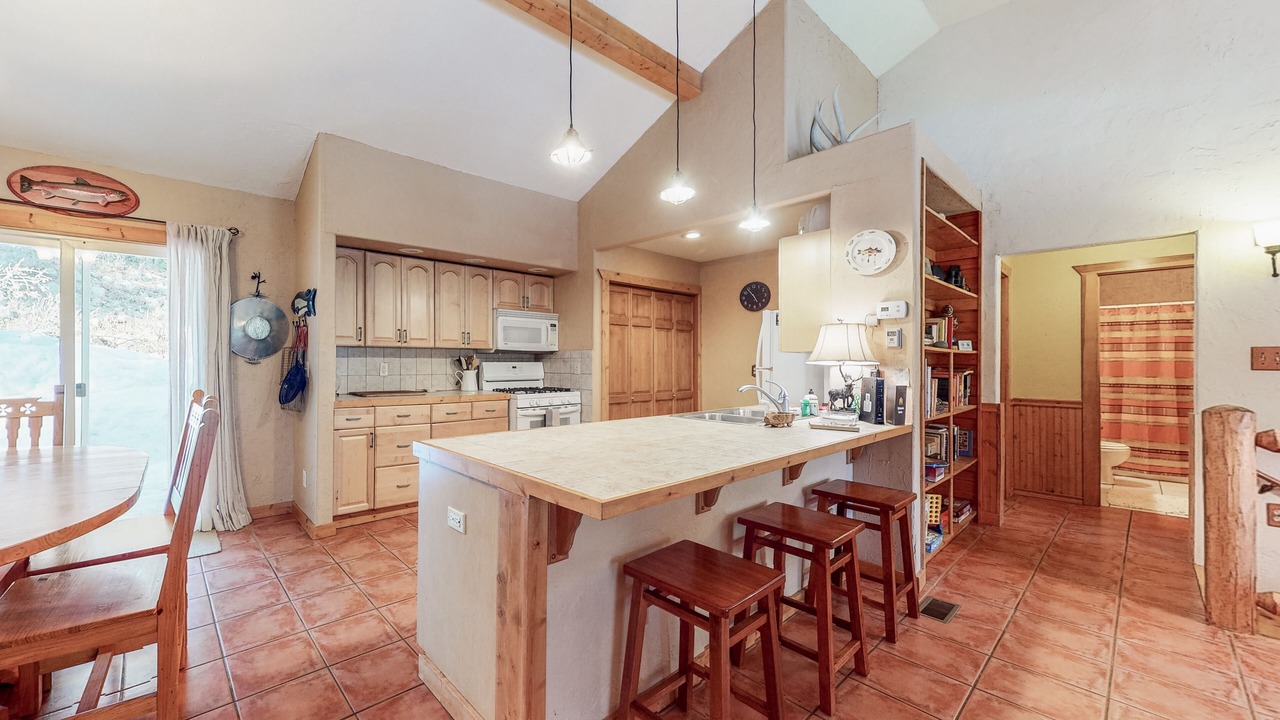 Photo of Kitchen in San Juan River Village