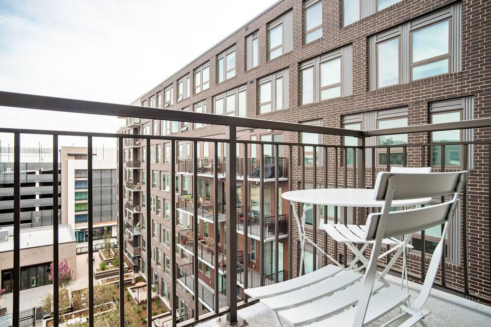 Photo of Patio Balcony in Hale