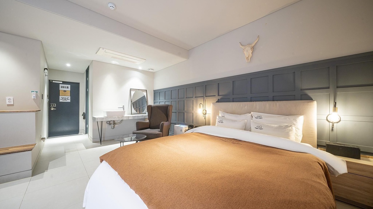 Photo of Bedroom in Bisan-dong