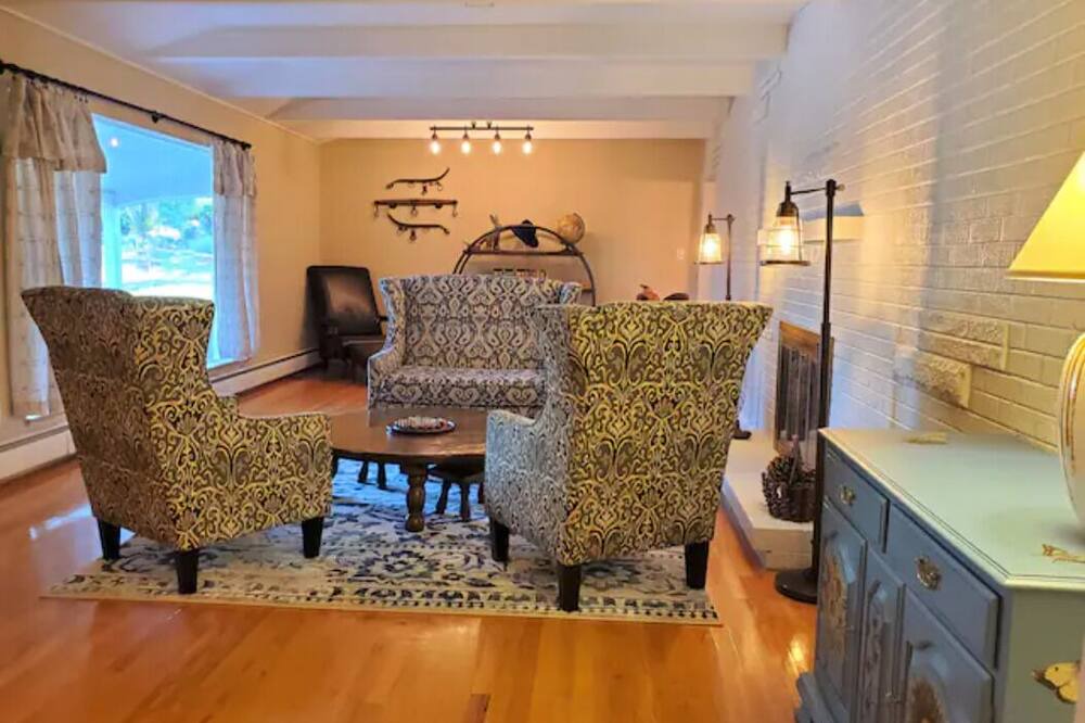 Photo of Livingroom in Broomfield