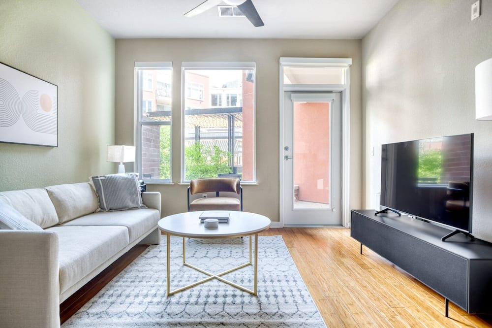 Photo of Livingroom in LoDo