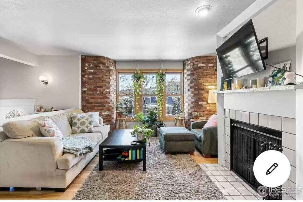 Photo of Livingroom in Lower Arapahoe