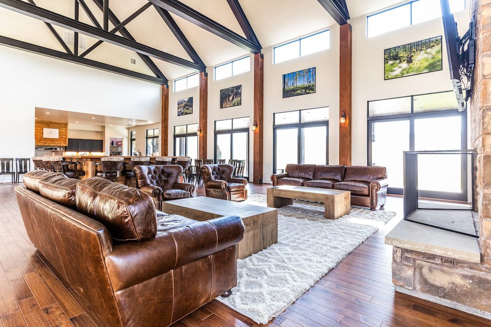 Photo of Livingroom in Buford