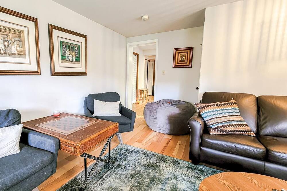 Photo of Livingroom in Blue River
