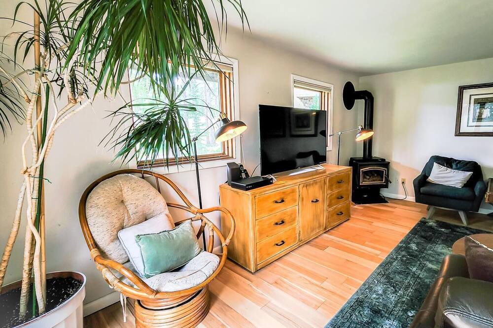 Photo of Livingroom in Blue River
