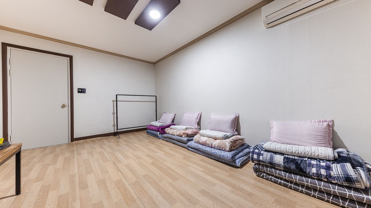 Photo of Bedroom in Kongsae