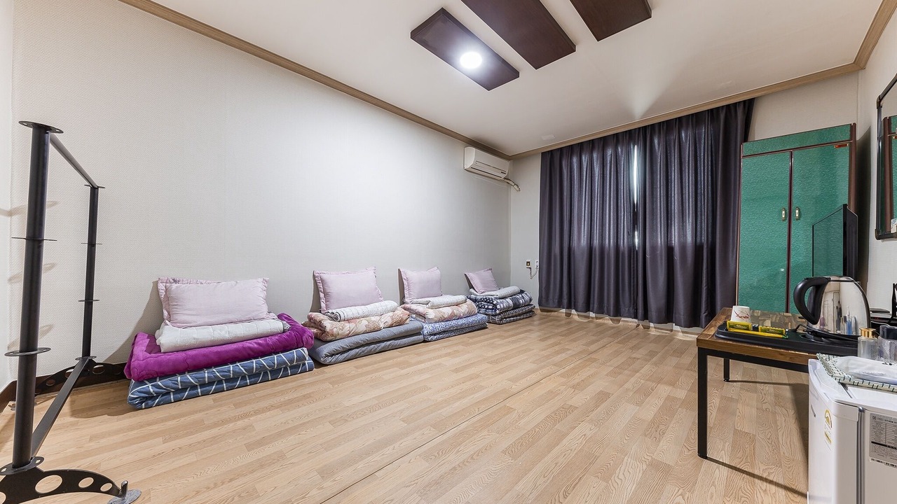 Photo of Bedroom in Kongsae