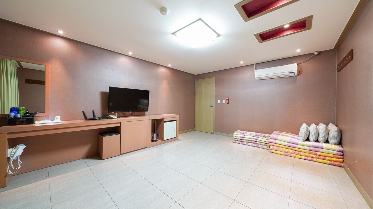 Photo of Bedroom in Geoje