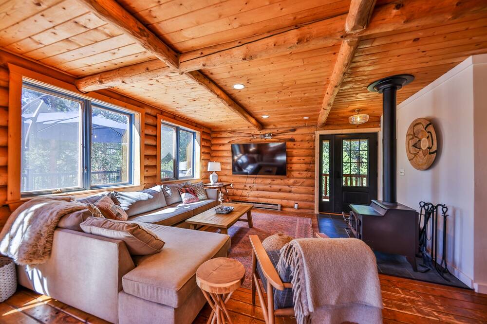 Photo of Livingroom in Sunset Ridge