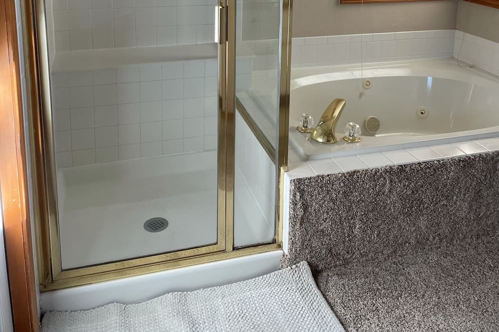 Photo of Bathroom in Broomfield