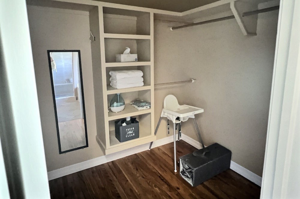 Photo of Bedroom in Evergreen Meadows