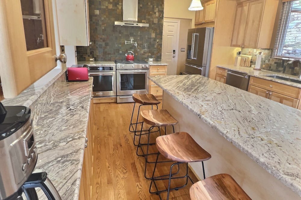 Photo of Kitchen in Evergreen Meadows