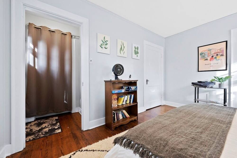 Photo of Bedroom in Congress Park