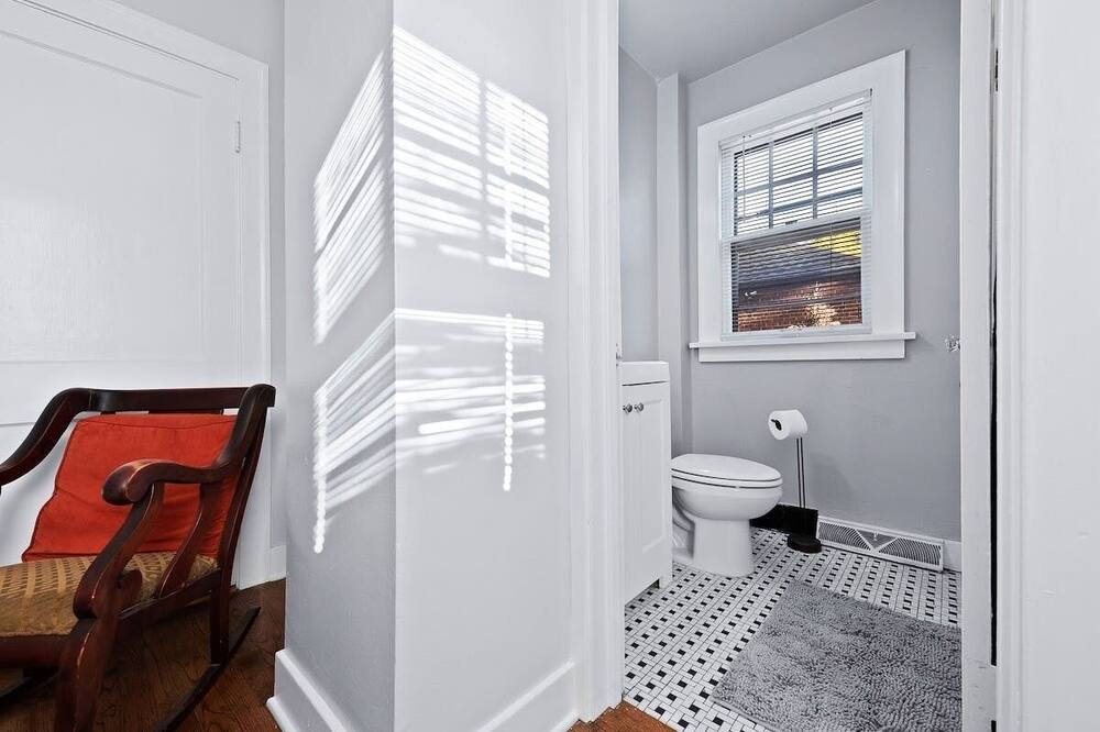 Photo of Bathroom in Congress Park