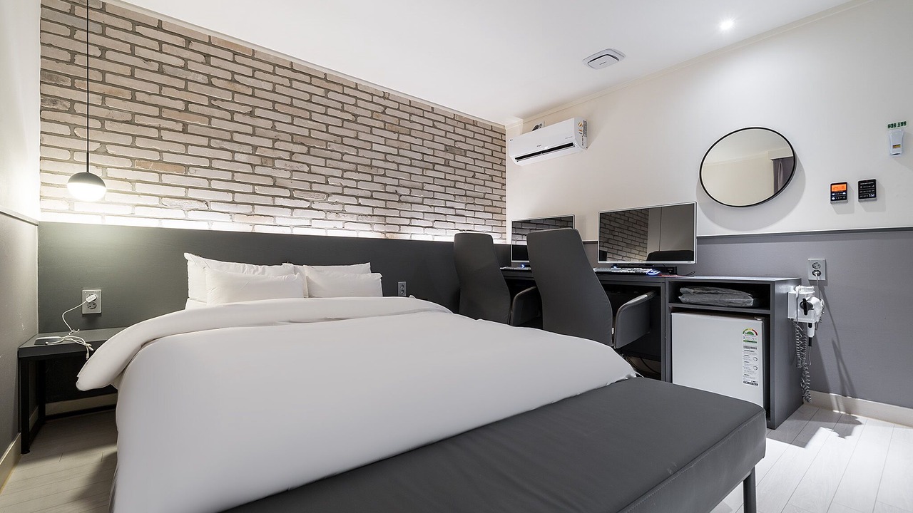 Photo of Bedroom in Osan