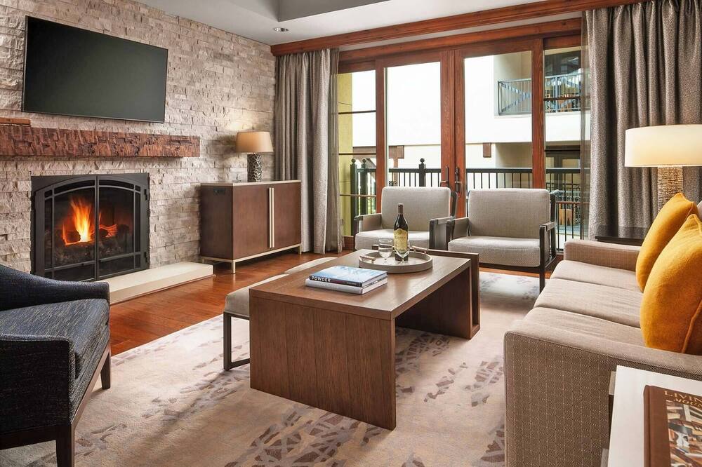 Photo of Livingroom in Vail