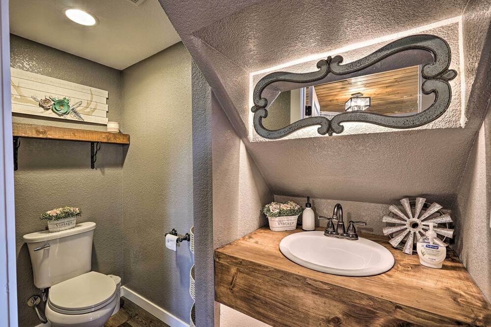 Photo of Bathroom in Florissant