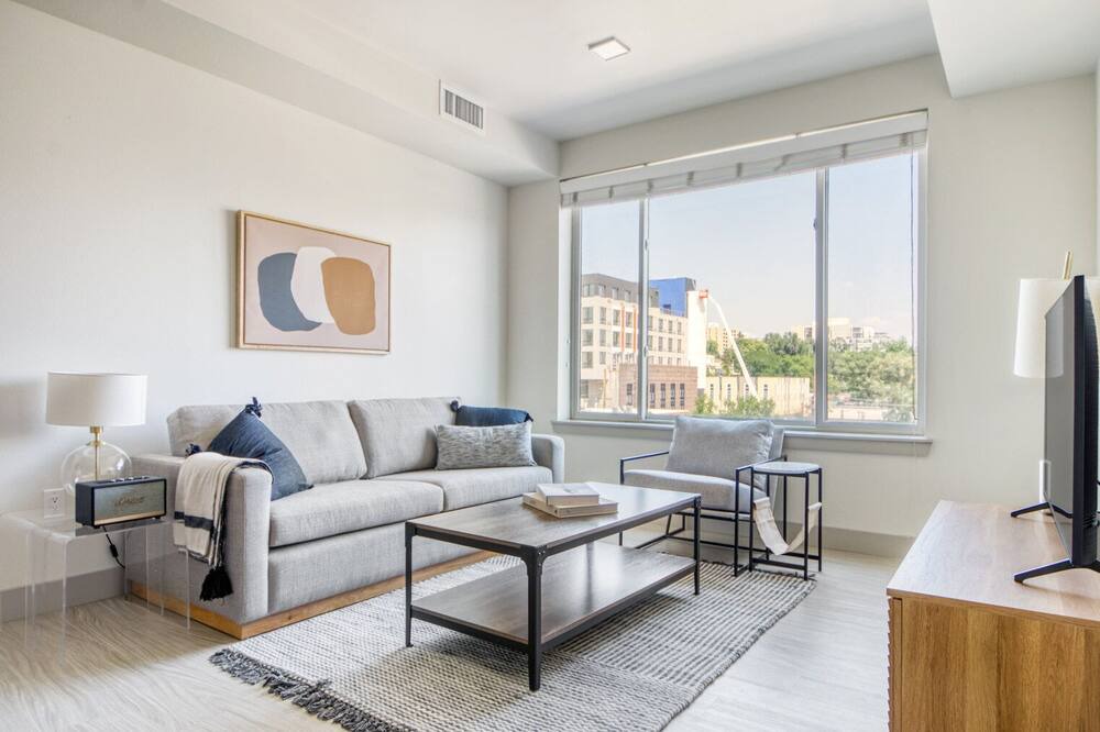 Photo of Livingroom in Capitol Hill
