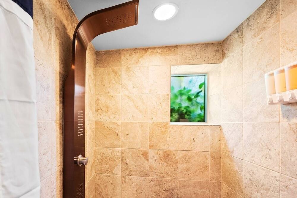 Photo of Bathroom in Sloan Lake