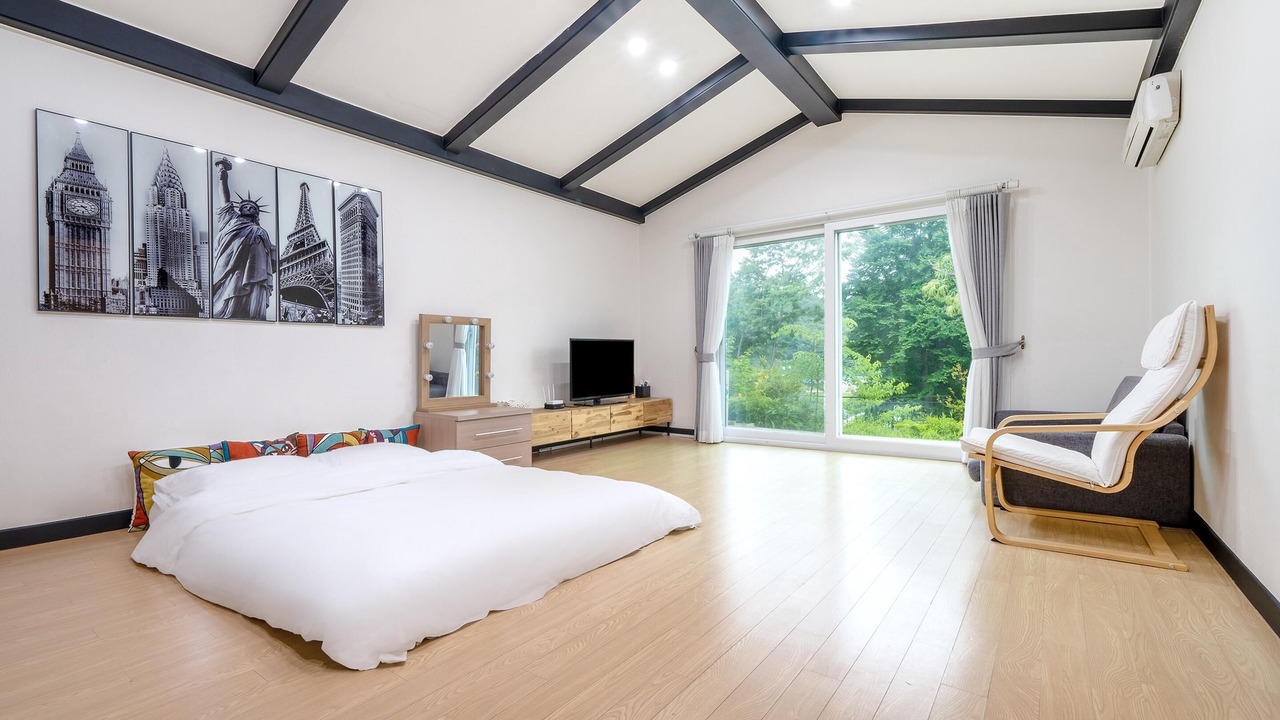 Photo of Bedroom in Seo
