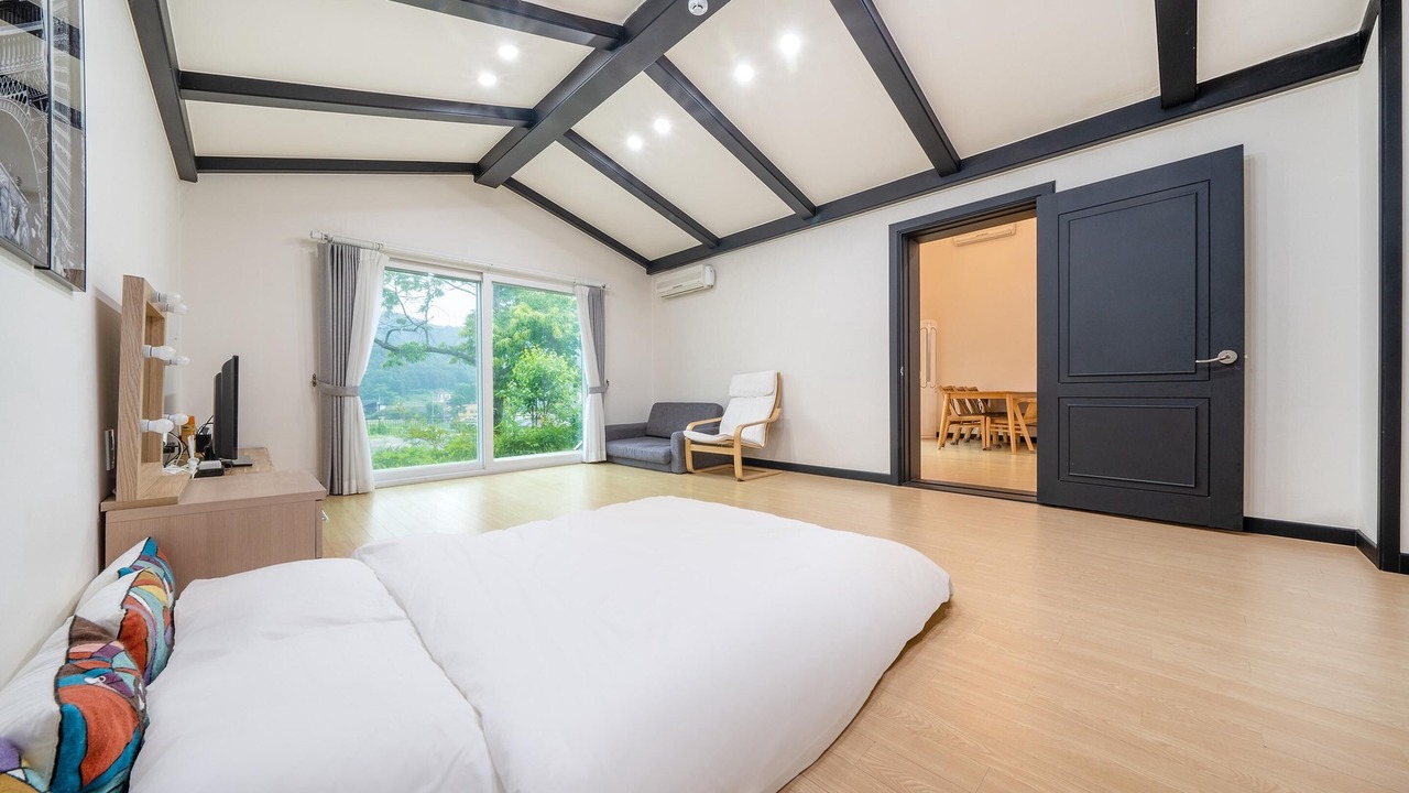 Photo of Bedroom in Seo