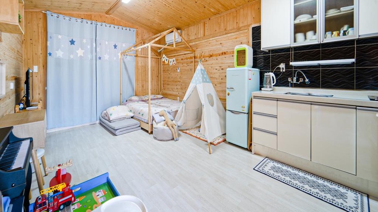 Photo of Bedroom in Pyoseon