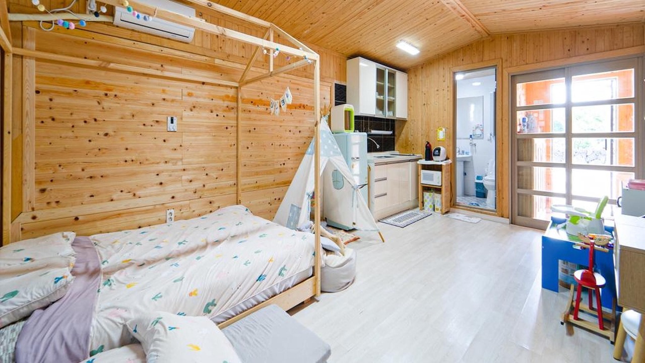 Photo of Bedroom in Pyoseon
