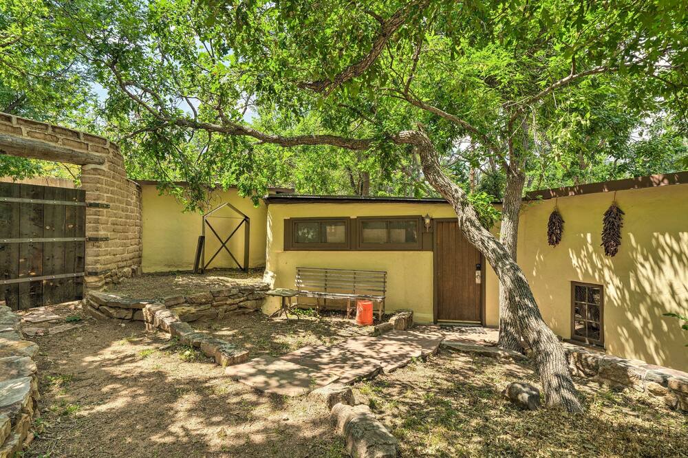 Photo of Outdoor in Broadmoor