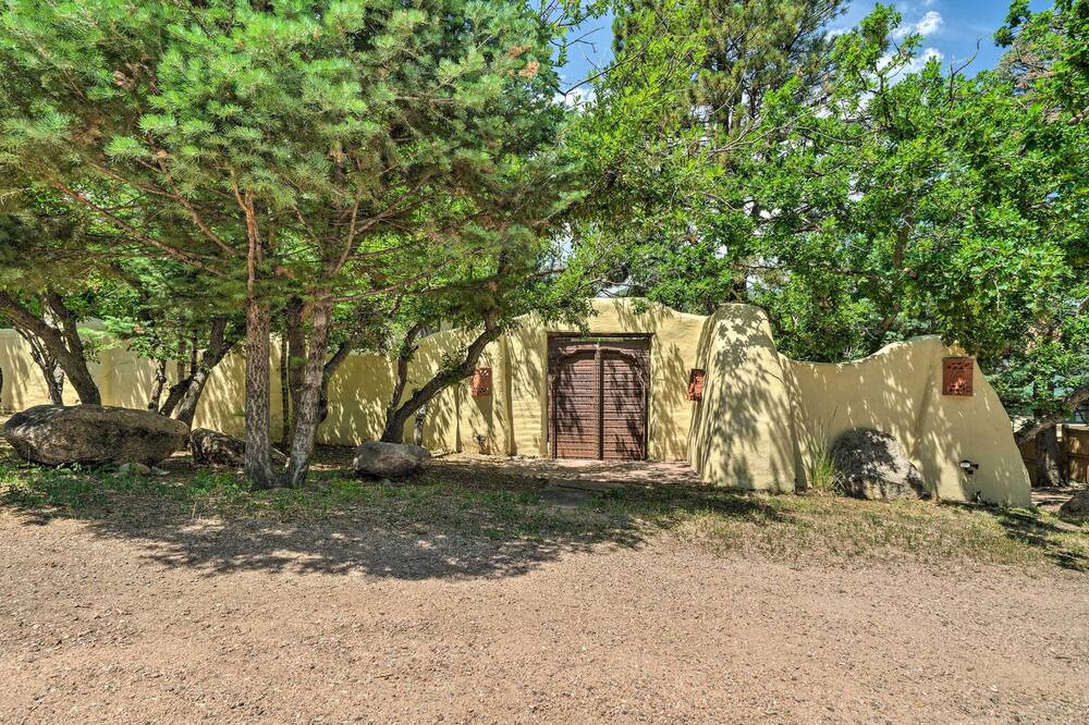Photo of Outdoor in Broadmoor