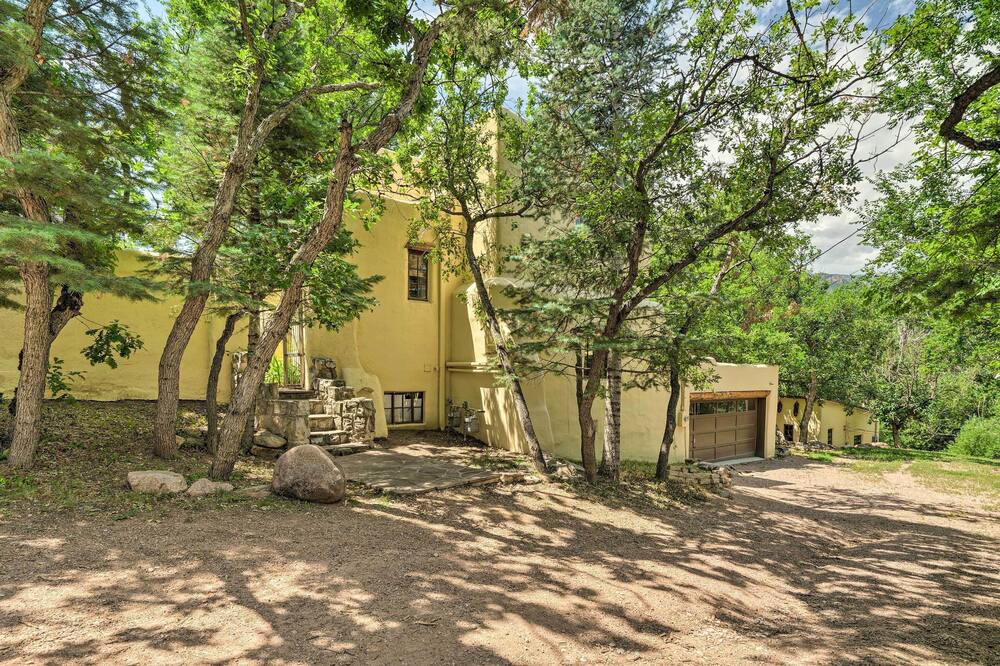 Photo of Outdoor in Broadmoor