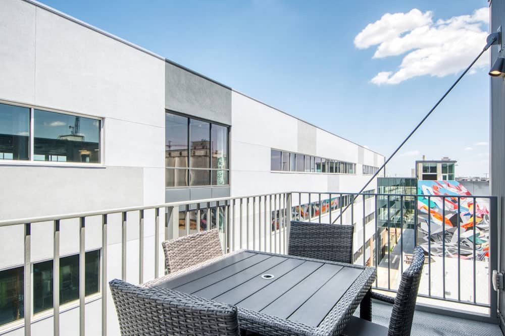 Photo of Patio Balcony in River North Art District