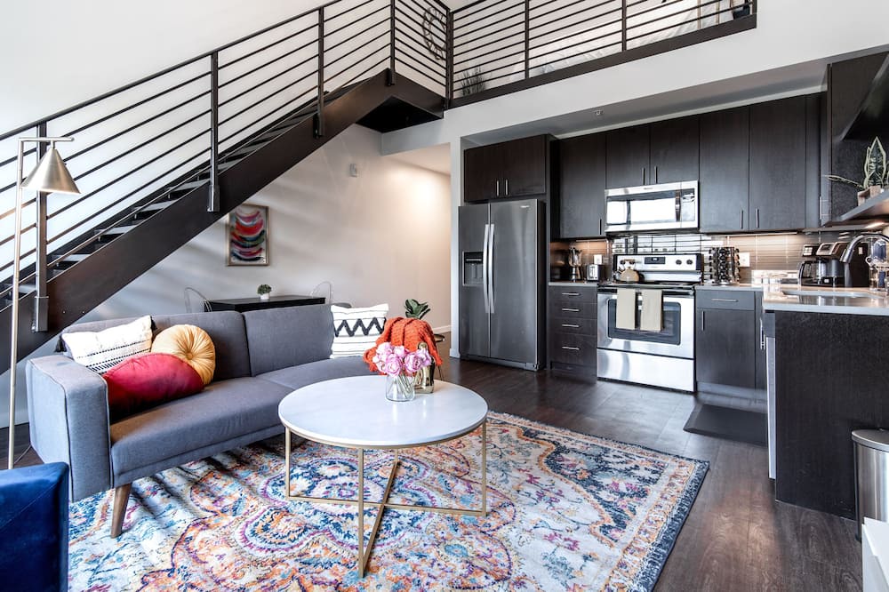Photo of Livingroom in University Park