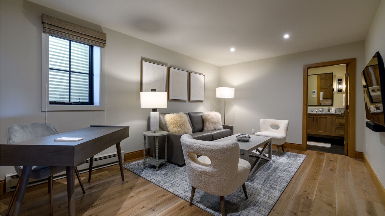 Photo of Livingroom in Beaver Creek