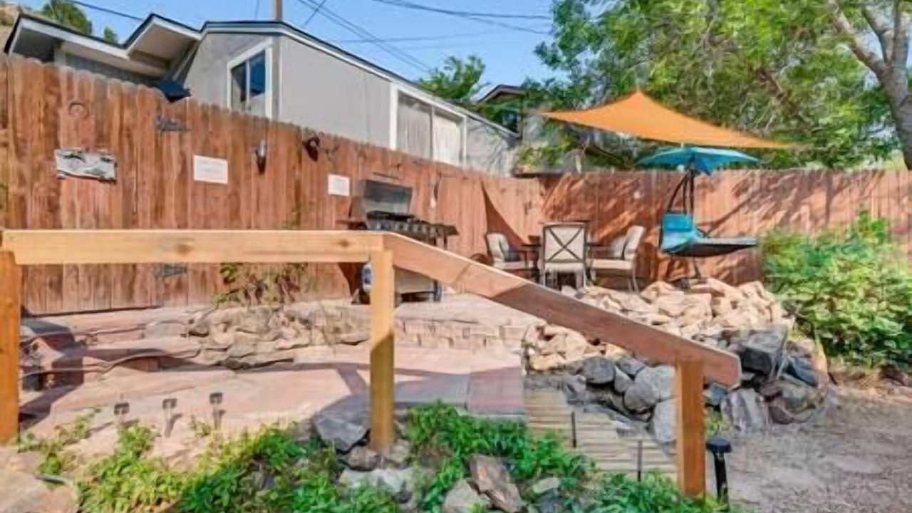 Photo of Outdoor in Pleasant Valley