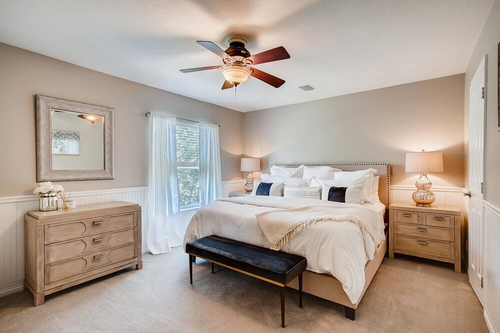 Photo of Bedroom in North Central Westminster