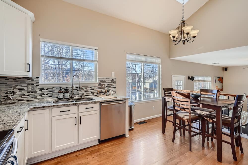 Photo of Kitchen in North Central Westminster