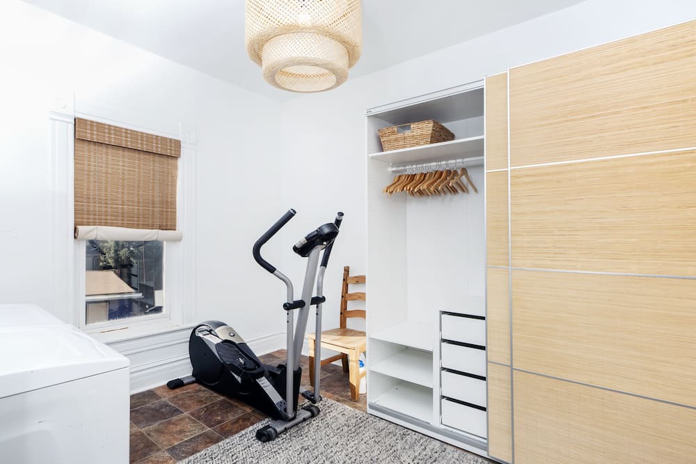 Photo of Bedroom in Central City