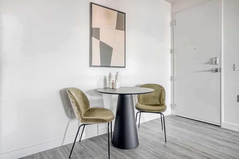 Photo of Bedroom in Five Points