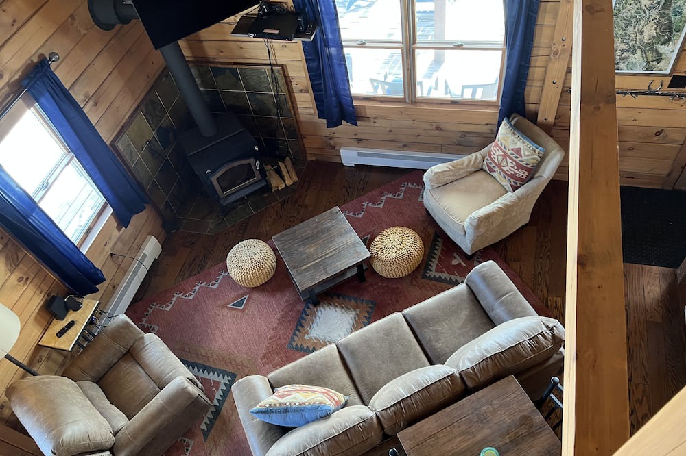 Photo of Livingroom in Burns