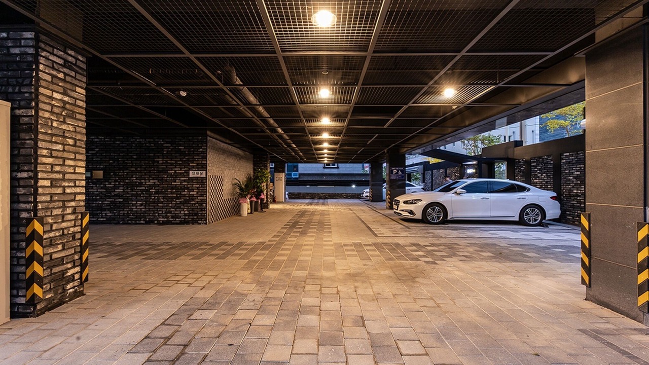 Photo of Others in Jeonggwan