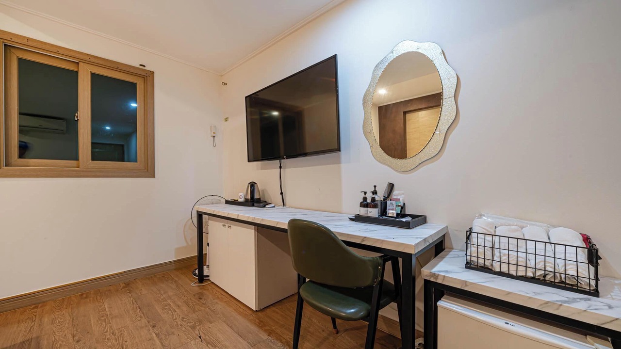 Photo of Bedroom in Oncheonjang