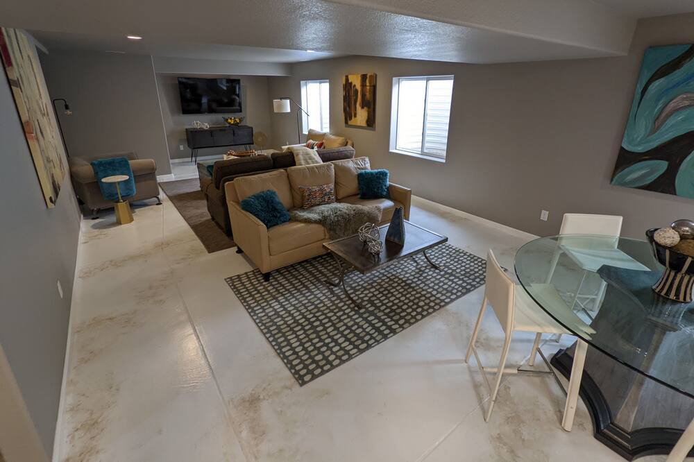 Photo of Bedroom in Gleneagle